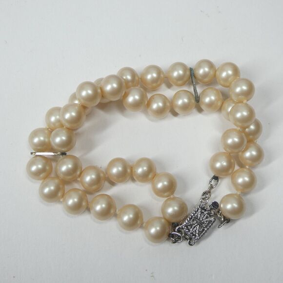 Sterling Silver Clasp Faux Pearl Bracelet Vintage 2 Strand Classic - Picture 6 of 7
